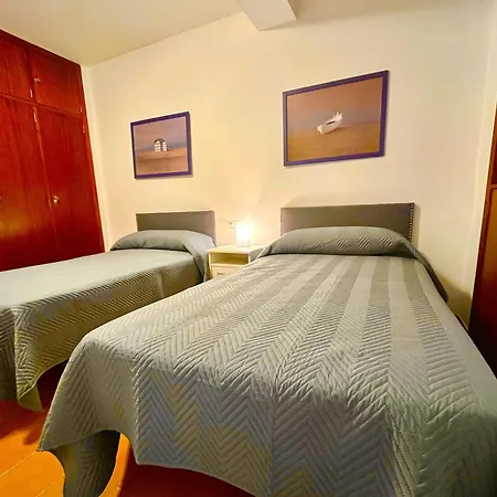 Con Excelente Localizacion Y Vistas Al Mar Apartmán Sanxenxo